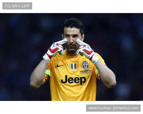 足球传奇与音乐相伴：十位球星的专属歌曲及其背后故事解析